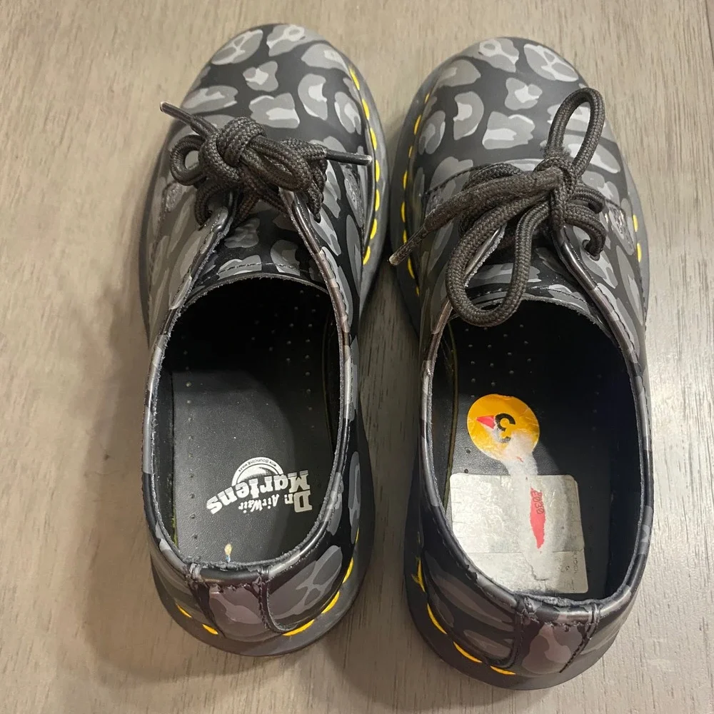 Dr. Martens 1461 Kids Size 3 Grey Skull Leopard Print Leather Lace‎ Up Shoes
